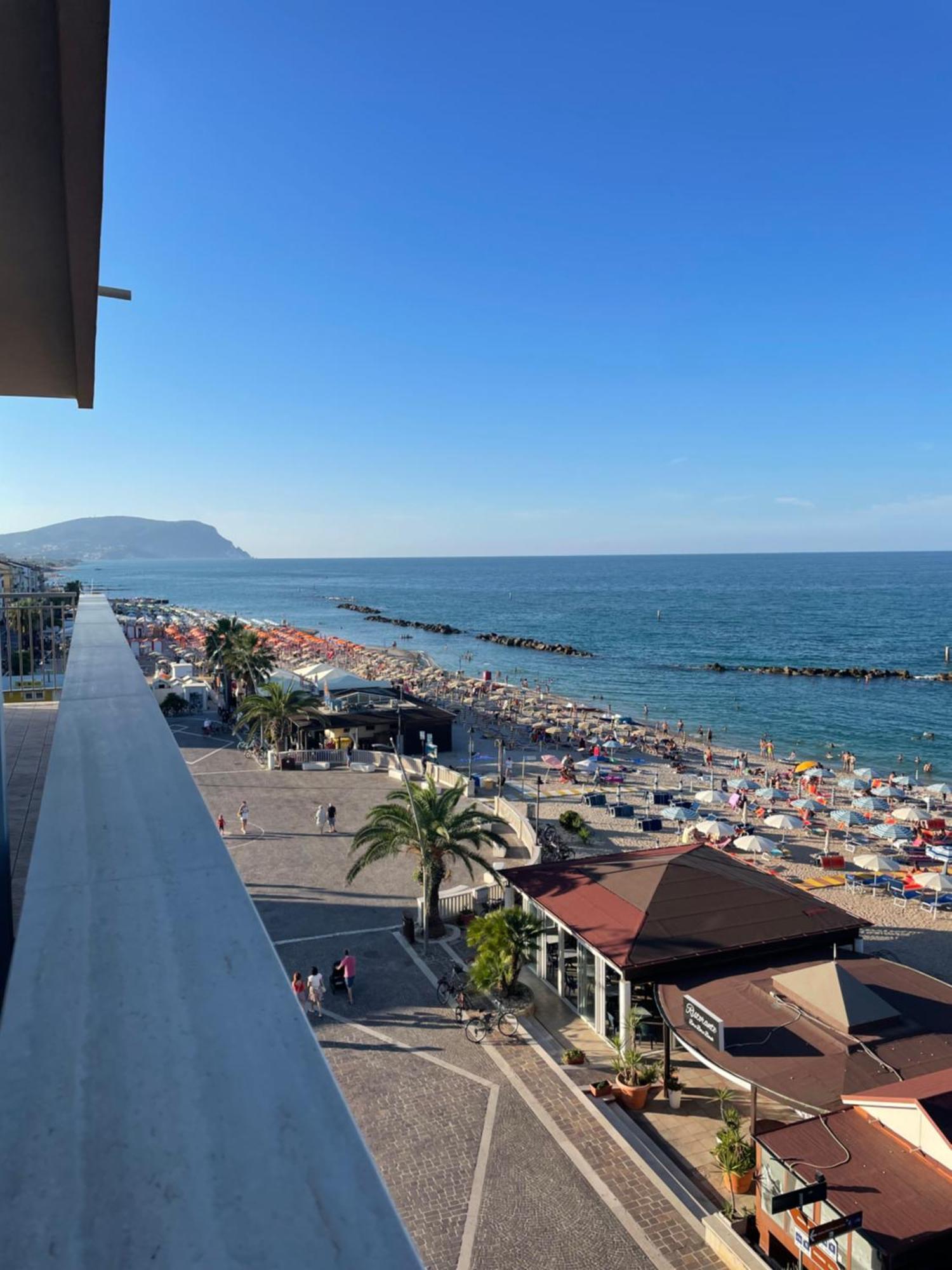 Appartamento Il Balcone Sul Mare Porto Recanati Esterno foto
